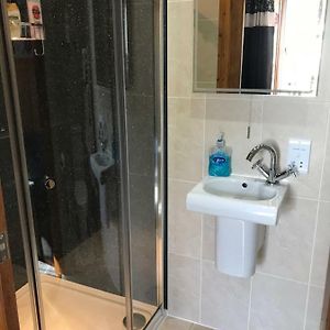 Twin Room Private Bathroom